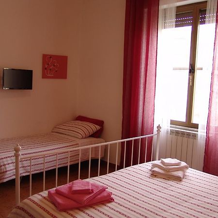 B&B Myosotis Pisa Szoba fotó